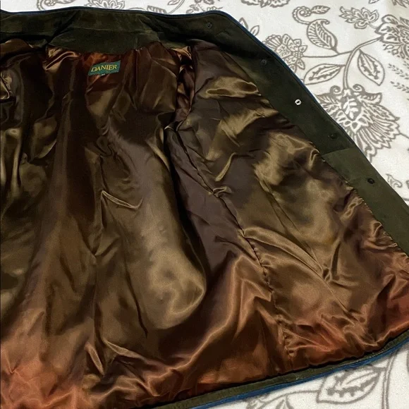 Vintage Danier Green Suede Coat - Picture 13 of 16